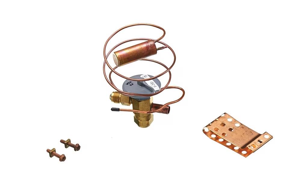 Rheem Expansion Valve (TXV) - R-22, 2-1/2-Ton, 3/8 in. Inlet, 3/8 in. Outlet - 61-21922-30